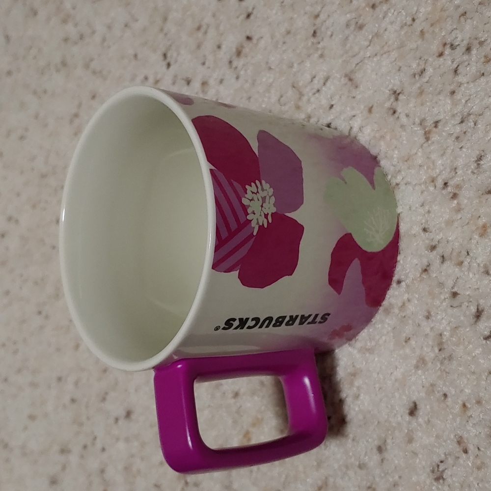 Starbucks coffee cup